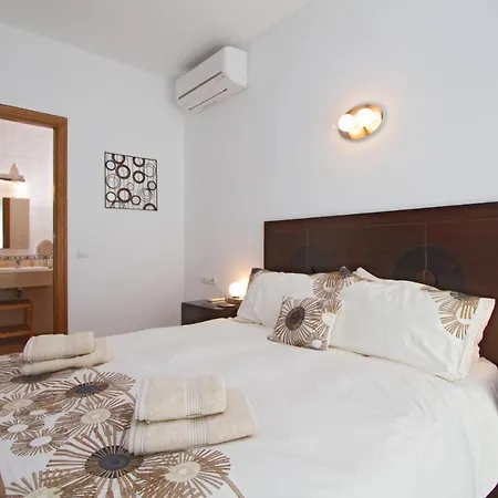 Casa Blanca Villa *